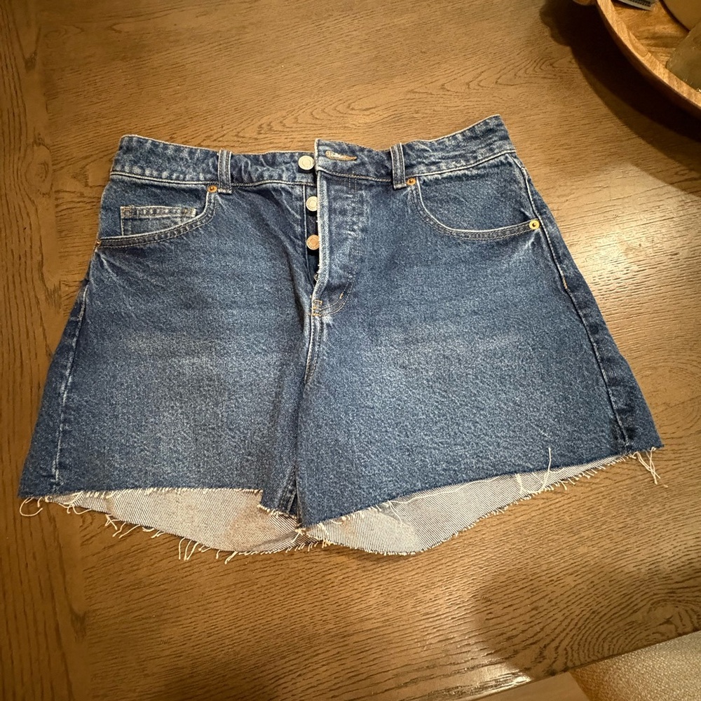 H&M Classic Blue Denim Shorts NWT